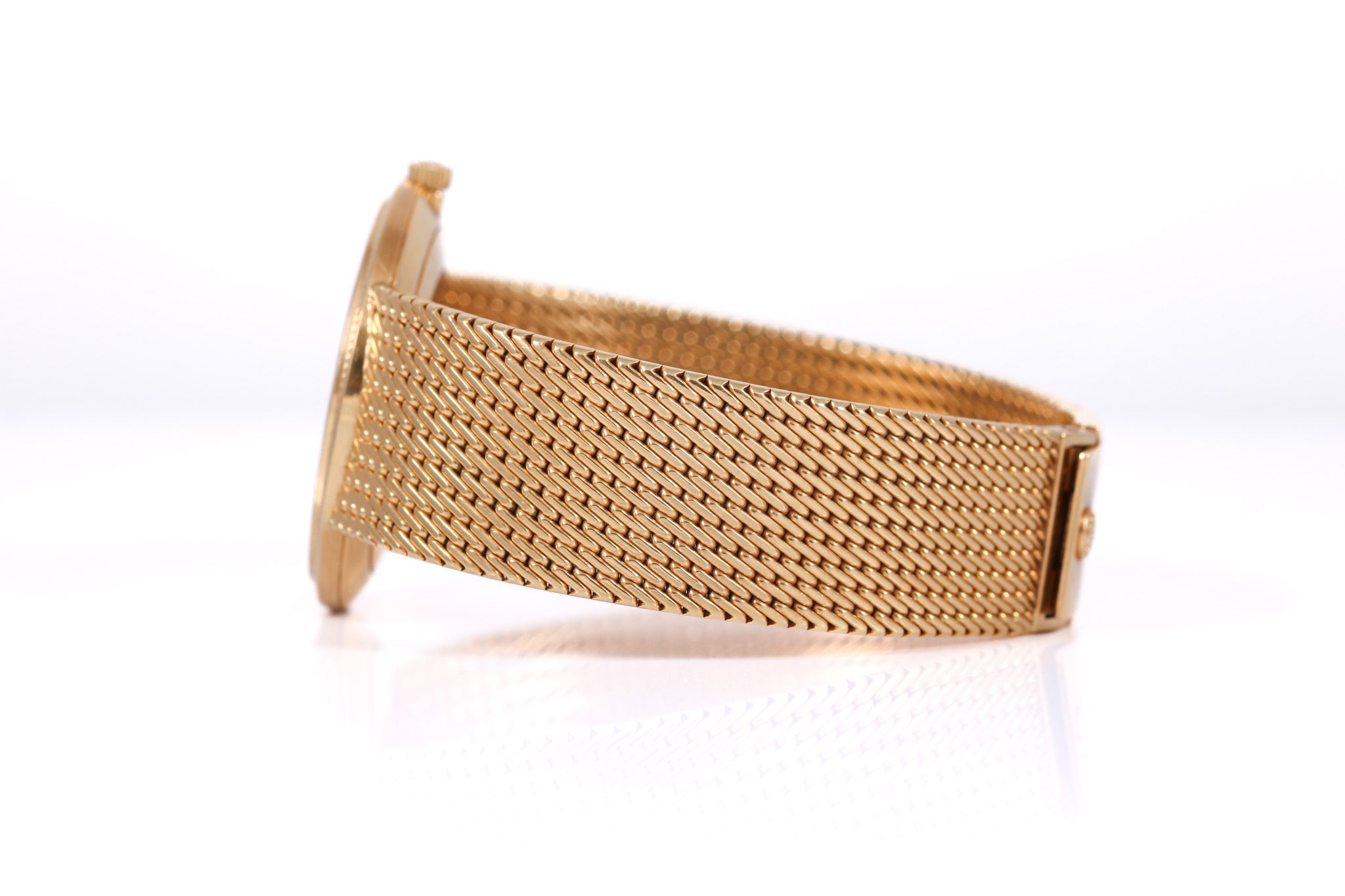 1990s Patek Philippe Calatrava 35mm 18K Yellow Gold - 3919J