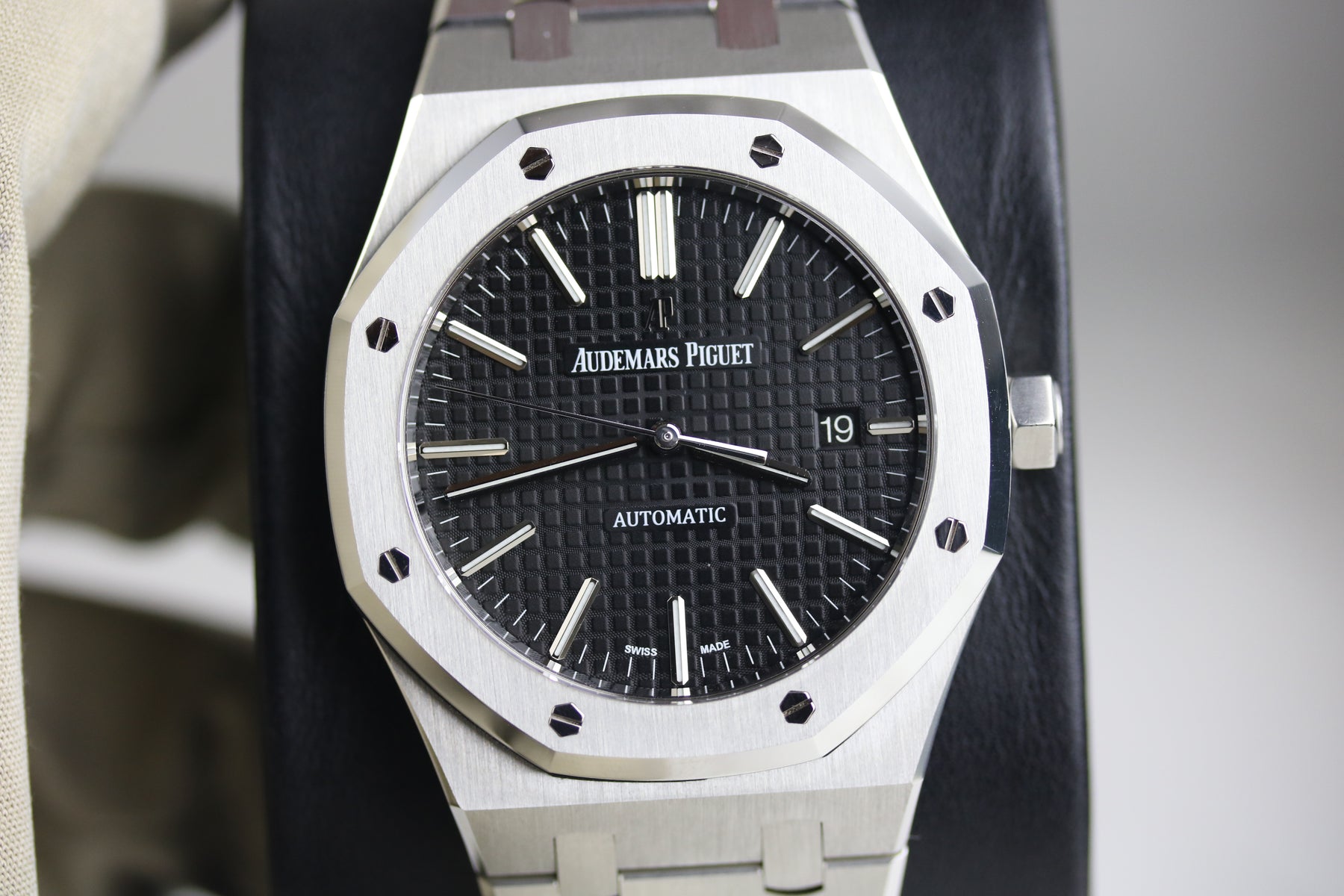 2013 Audemars Piguet 15400ST Royal Oak 41mm with Box & Papers