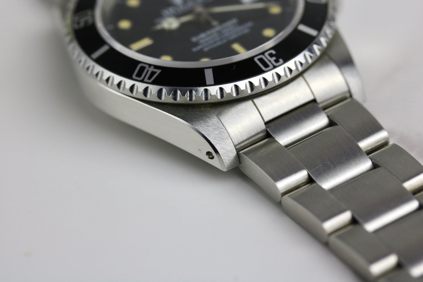 1991 ROLEX 16610 Submariner Holes Case Patina