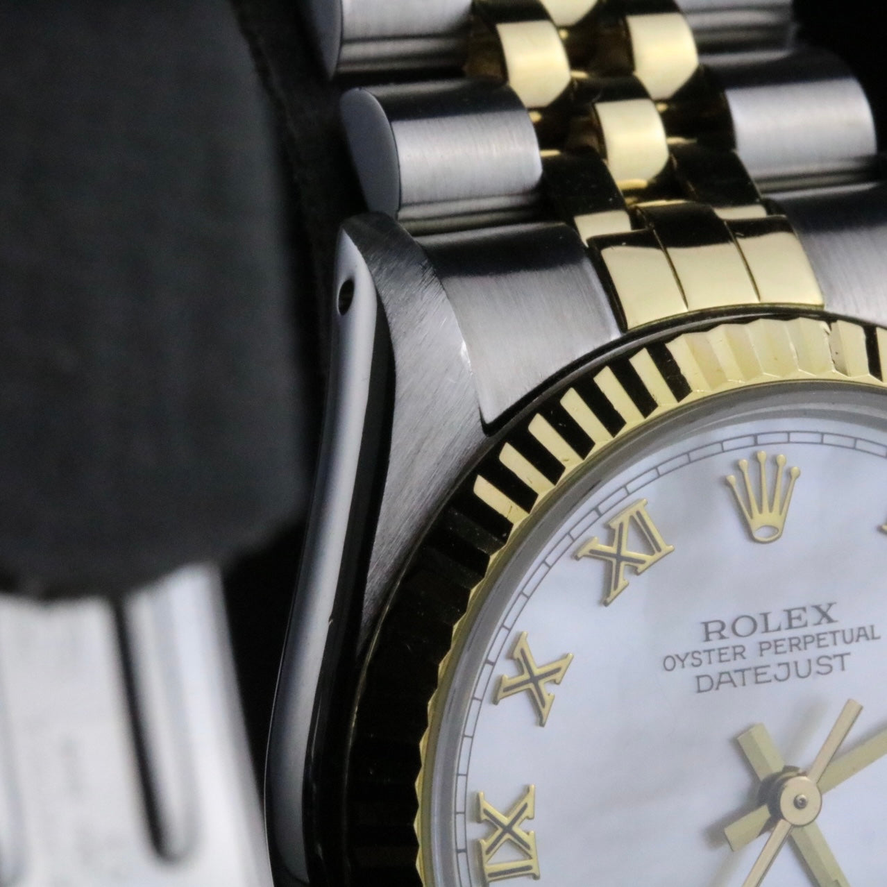 1989 Rolex 68273 Datejust 31mm MOP Dial With Box & Paper