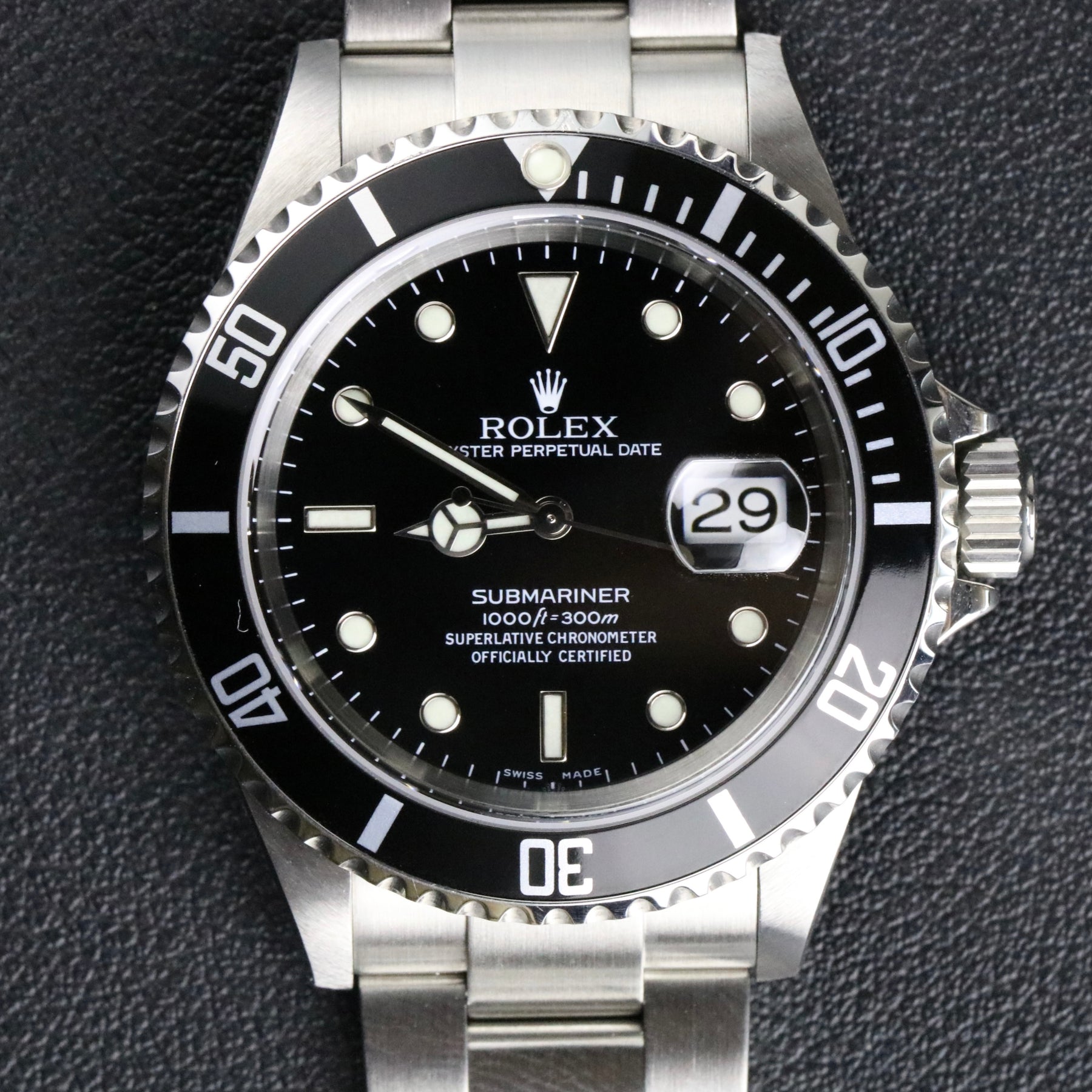 2004 Rolex 16610 Submariner No Holes Case