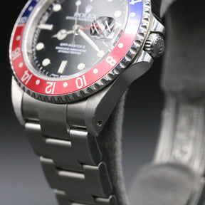 2001 Rolex 16710 GMT-Master Ⅱ "Pepsi" with Papers