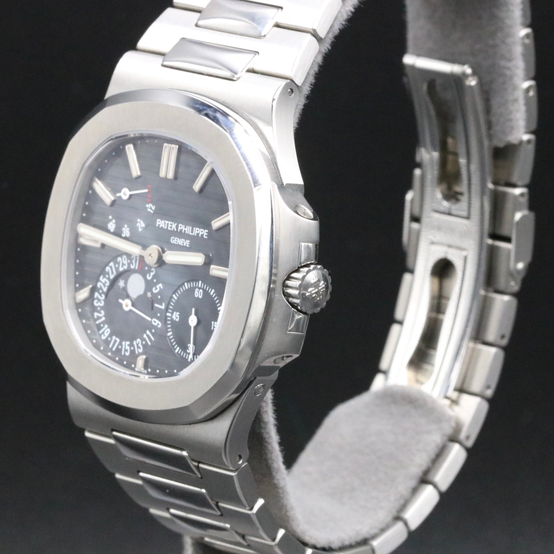 2013 Patek Philippe 5712/1A-001 Nautilus 40mm Moon Phase with Box & Papers