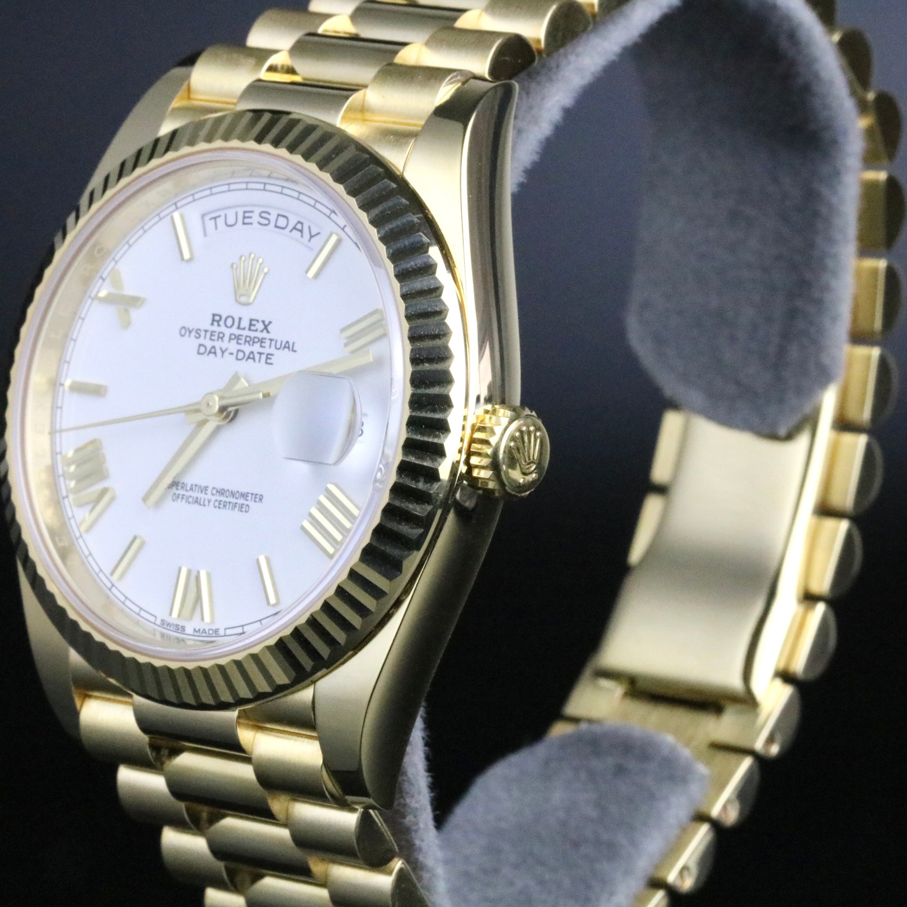 2019 Rolex 228238 Daydate 40mm Yellow Gold with Box & Card