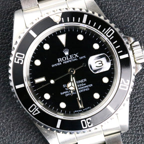 2006 Rolex 16610 Stainless Steel Submariner No Holes Case