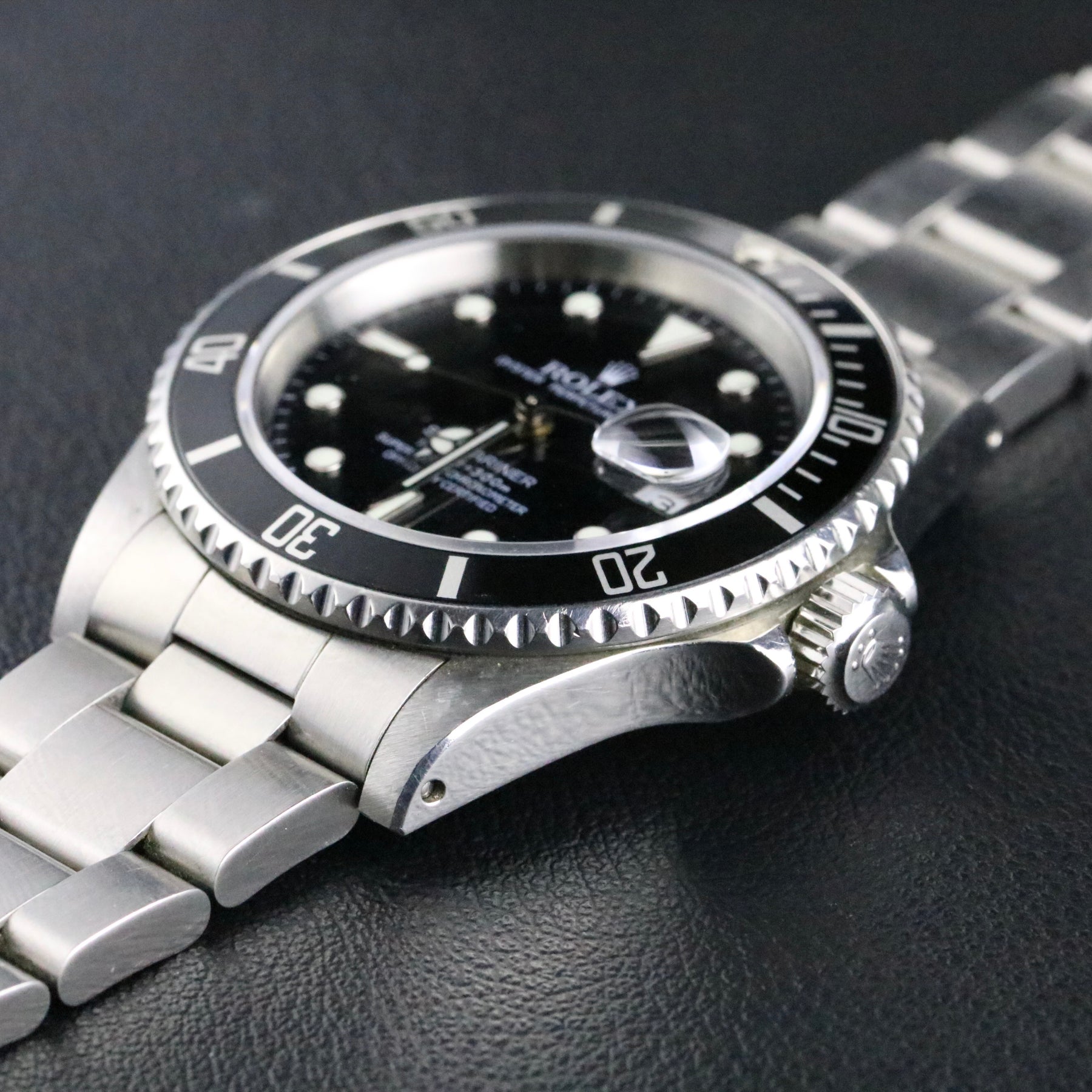 2006 Rolex 16610 Stainless Steel Submariner No Holes Case