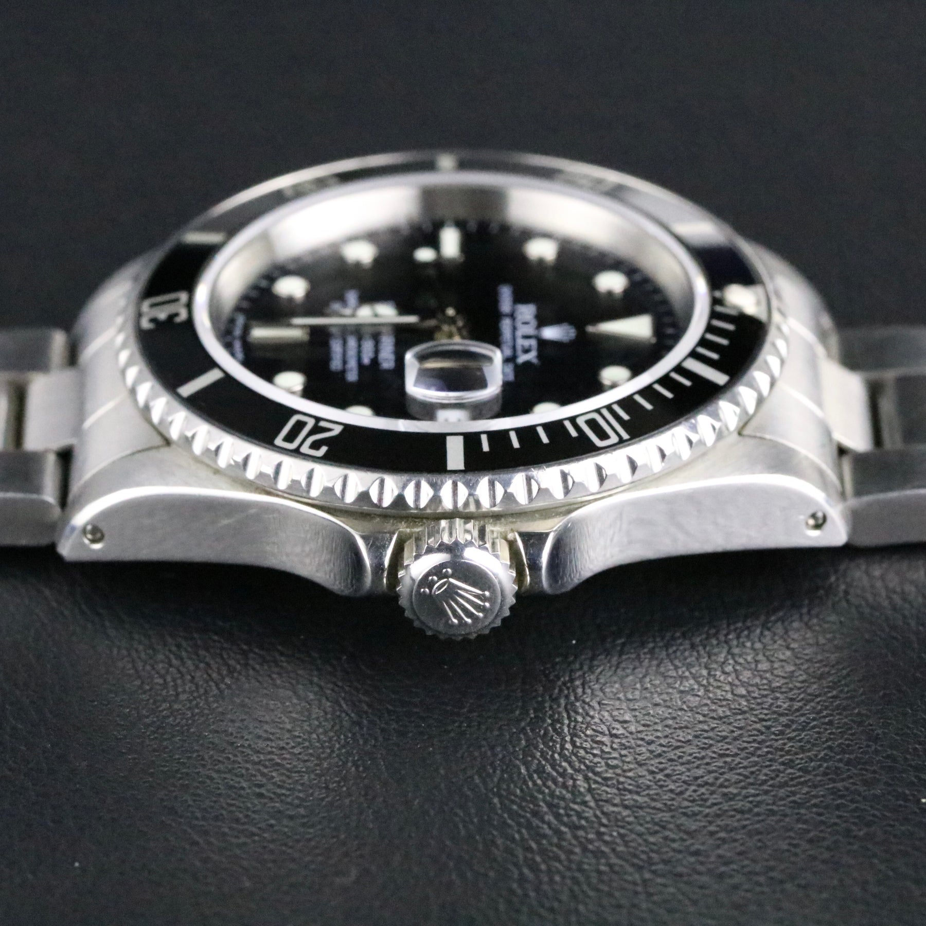 2006 Rolex 16610 Stainless Steel Submariner No Holes Case